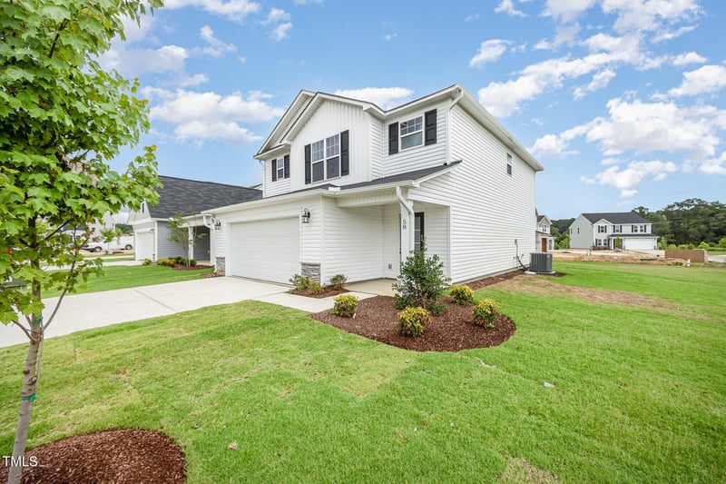 58 Emily Gardens Dr, Selma, NC 27576