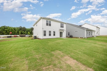 58 Emily Gardens Dr, Selma, NC 27576