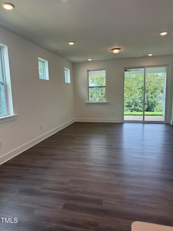 58 Little Creek Dr, Lillington, NC 27546