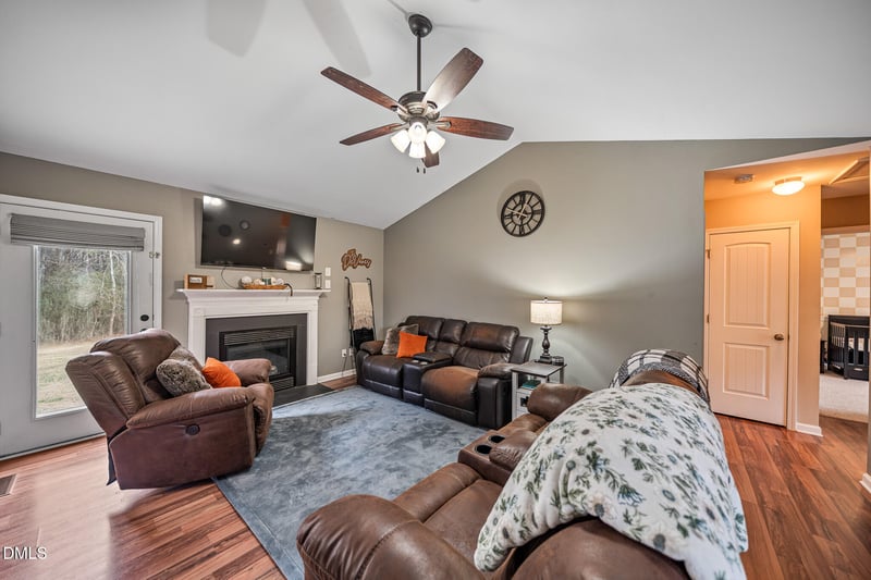 58 Meredith Ln, Fuquay Varina, NC 27526