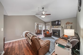 58 Meredith Ln, Fuquay Varina, NC 27526