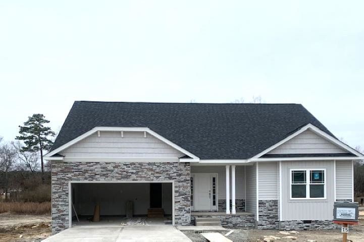 58 Red Pine Ct, Sanford, NC 27332
