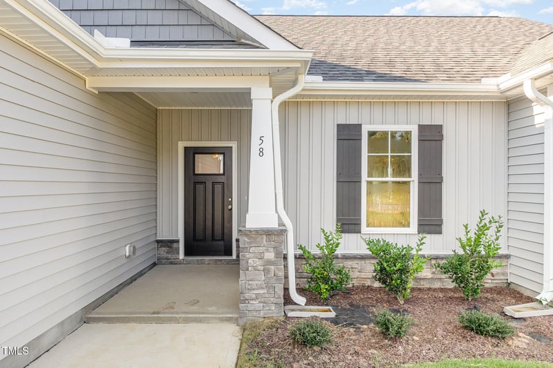58 Royal Ave, Selma, NC 27576