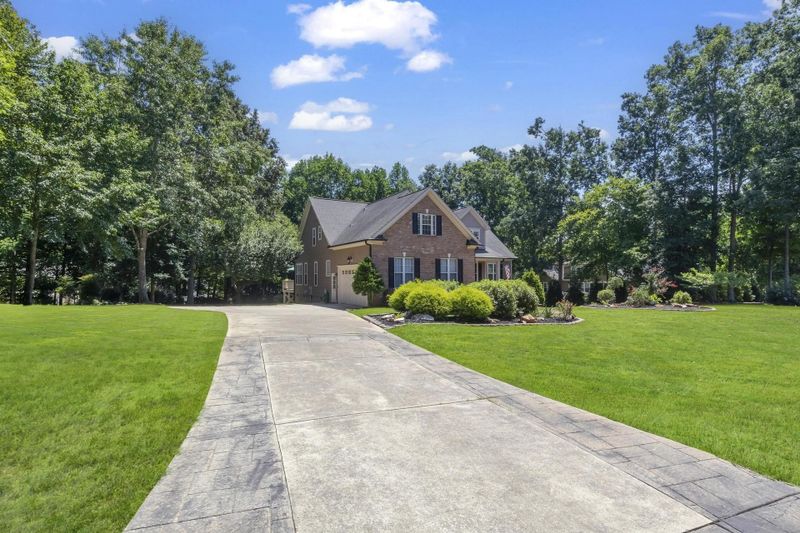 58 Shelburne Dr, Clayton, NC 27527