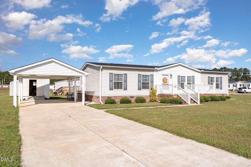 58 Stardust Ln, Selma, NC 27576