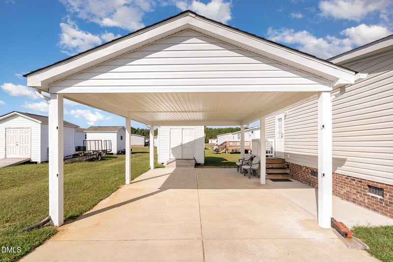 58 Stardust Ln, Selma, NC 27576