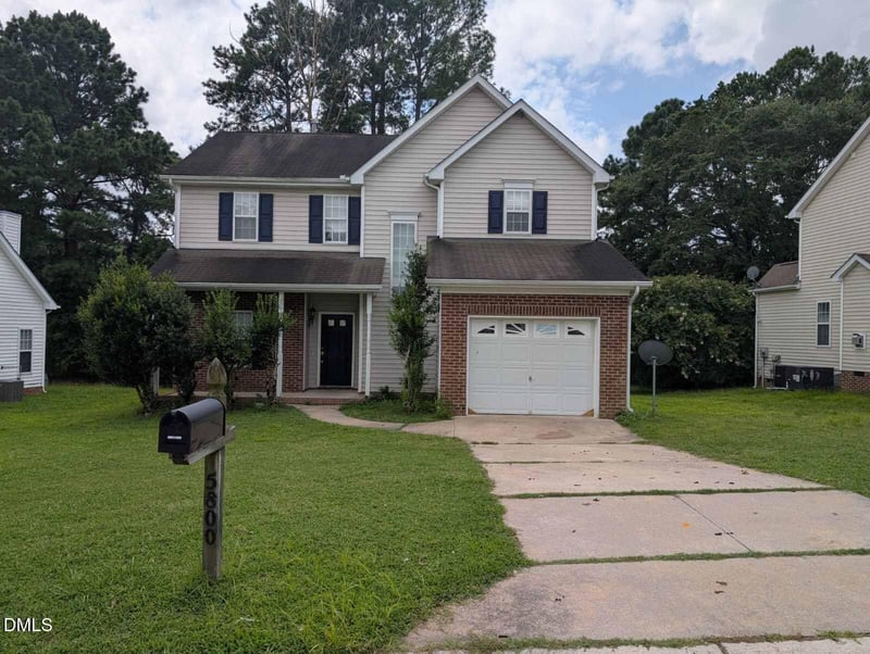 5800 Brookshadow Dr, Raleigh, NC 27610