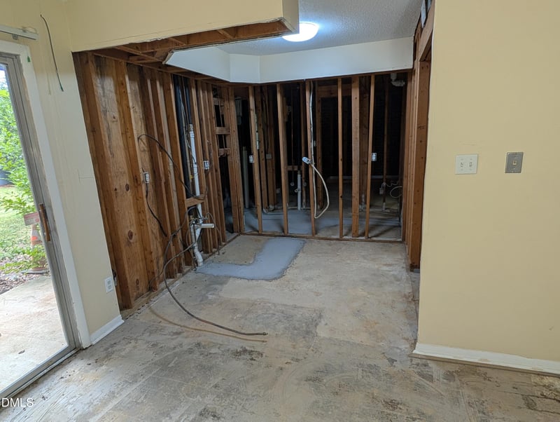 5800 Falls Of Neuse Rd #B, Raleigh, NC 27609