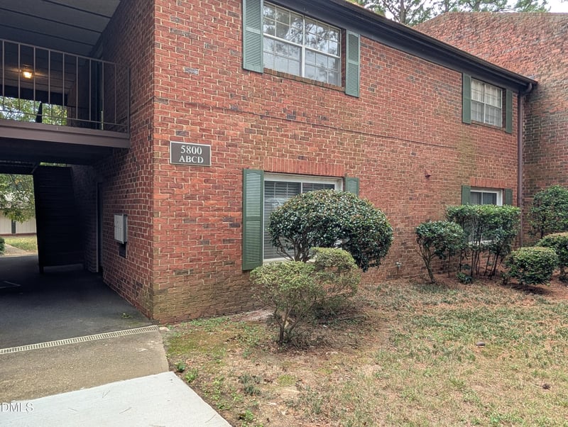 5800 Falls Of Neuse Rd #B, Raleigh, NC 27609