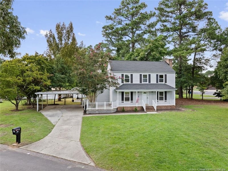 5800 Valhalla Ct, Fayetteville, NC 28304