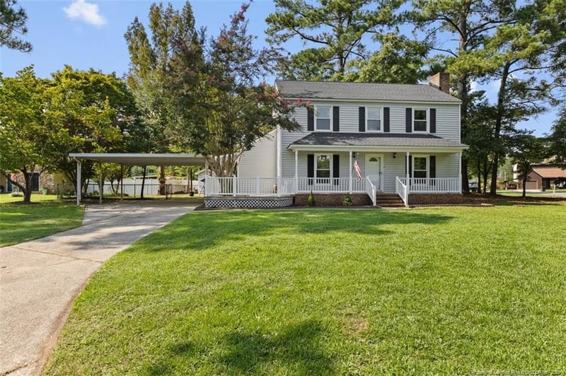 5800 Valhalla Ct, Fayetteville, NC 28304