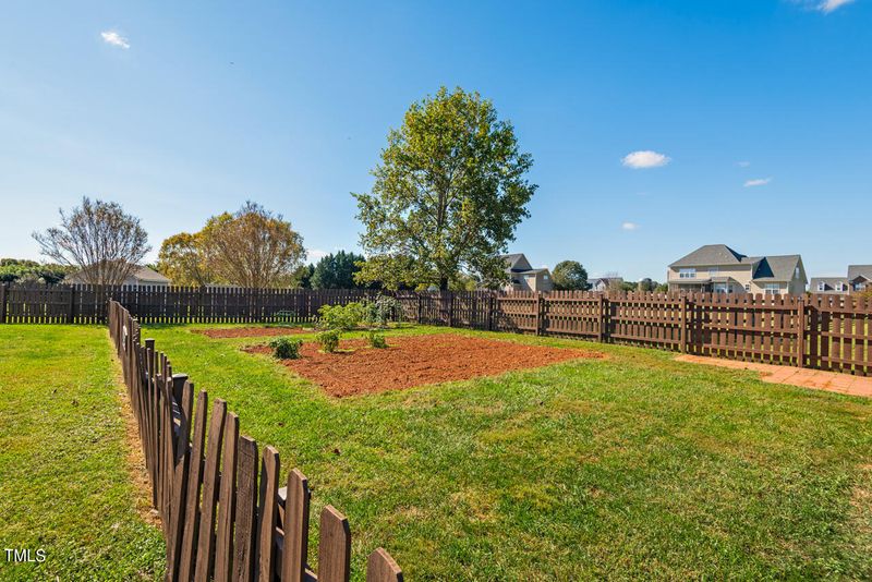 5801 Acorn Knoll Pl, Mebane, NC 27302