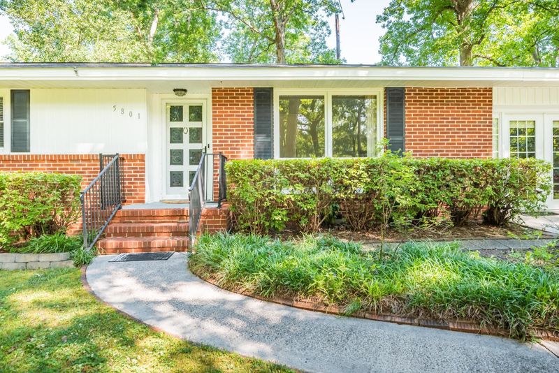 5801 Forest Dr, Raleigh, NC 27616