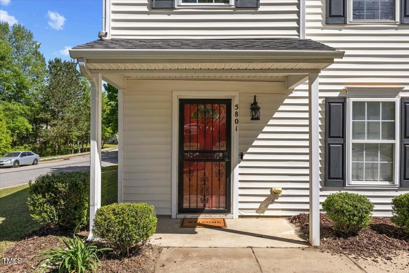 5801 Forest Point Rd, Raleigh, NC 27610