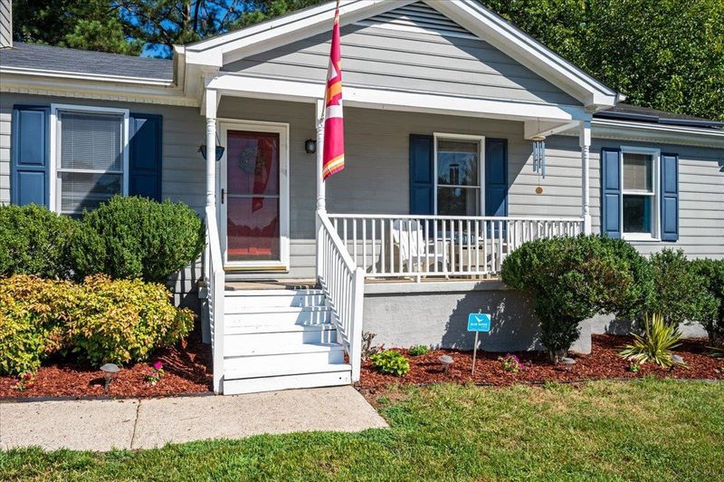 5801 Iris Lake Ct, Raleigh, NC 27604