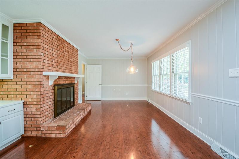 5801 Old Forge Cir, Raleigh, NC 27609