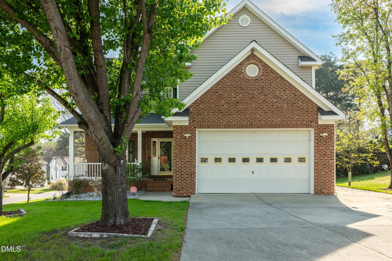 5801 Peacenest Dr, Raleigh, NC 27610