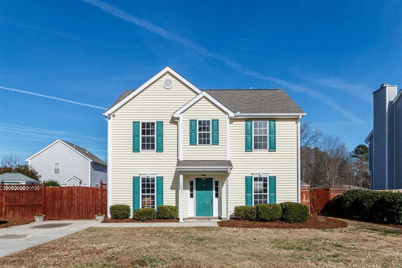 5803 Thistlerock Ln, Durham, NC 27703