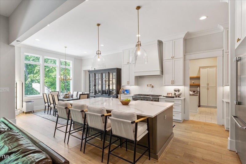 5803 Vintage Oak Ln, Raleigh, NC 27613