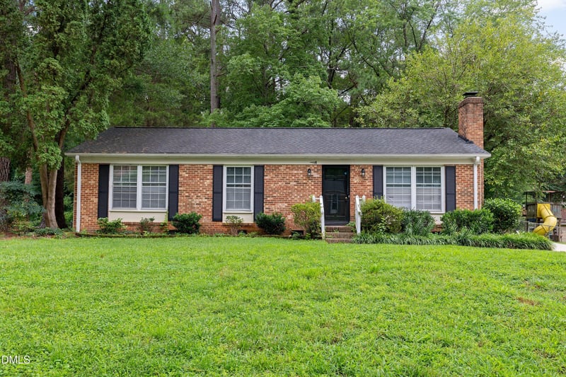5804 Caledonia St, Raleigh, NC 27609