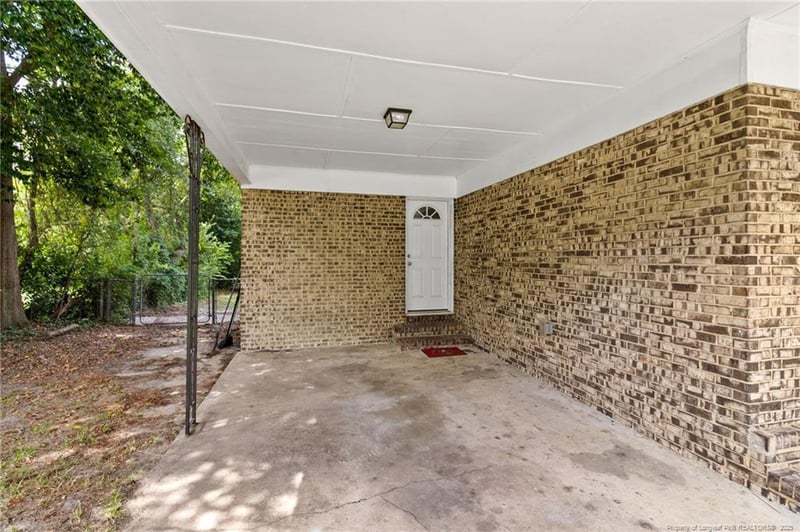5804 Cold Harbor Ct, Fayetteville, NC 28304