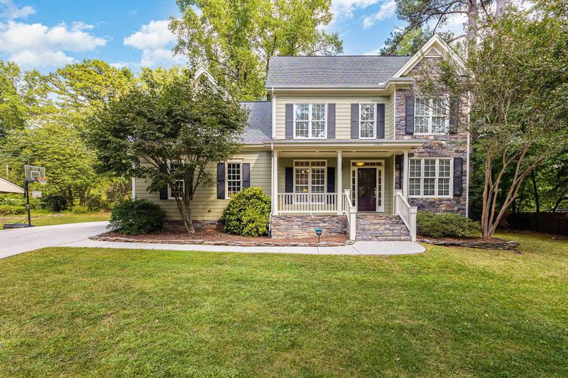 5804 Contour Dr, Raleigh, NC 27612
