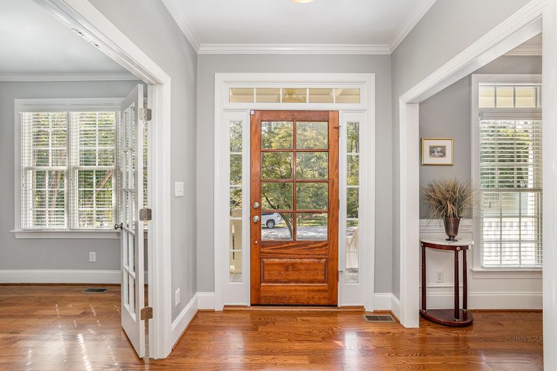 5804 Contour Dr, Raleigh, NC 27612