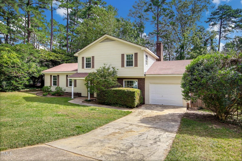 5804 Dumfries Dr, Raleigh, NC 27609