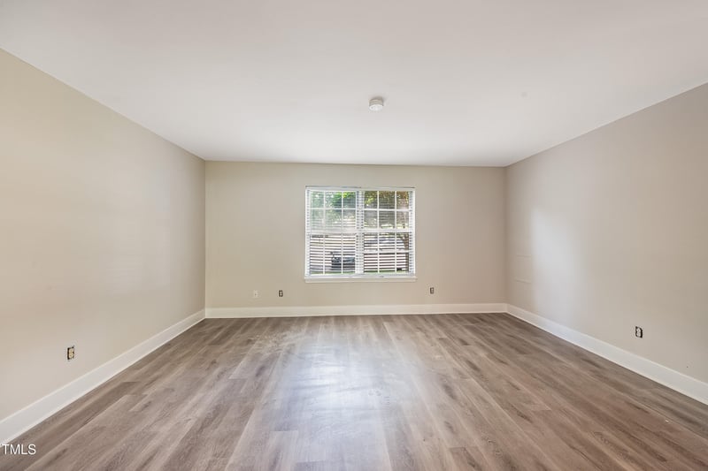 5804 Falls Of Neuse Rd #E, Raleigh, NC 27609