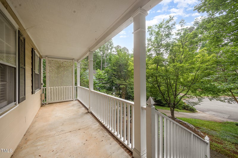 5804 Heatherbrook Cir, Raleigh, NC 27612