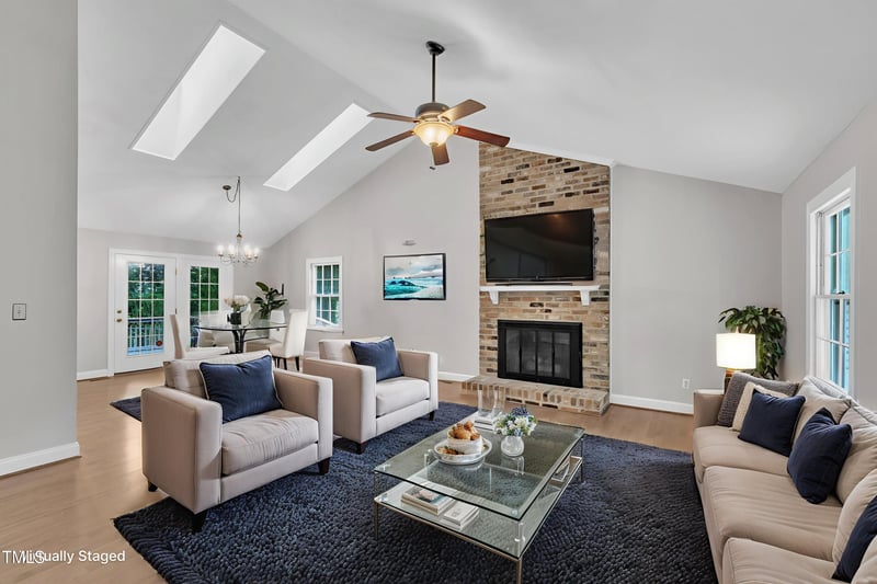 5804 Heatherbrook Cir, Raleigh, NC 27612