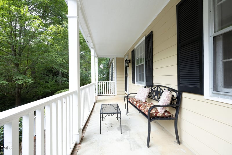 5804 Heatherbrook Cir, Raleigh, NC 27612