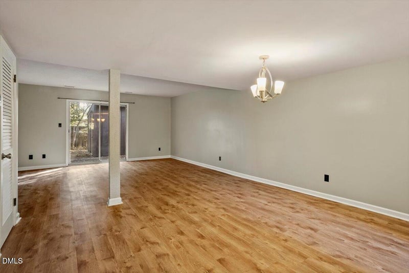5804 Nottoway Ct #E, Raleigh, NC 27609