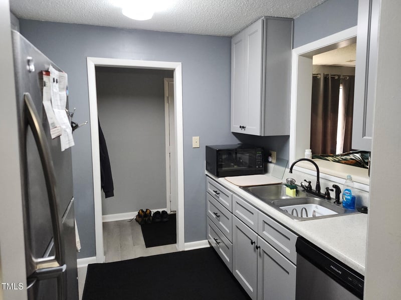 5804 Pointer Dr #201, Raleigh, NC 27609