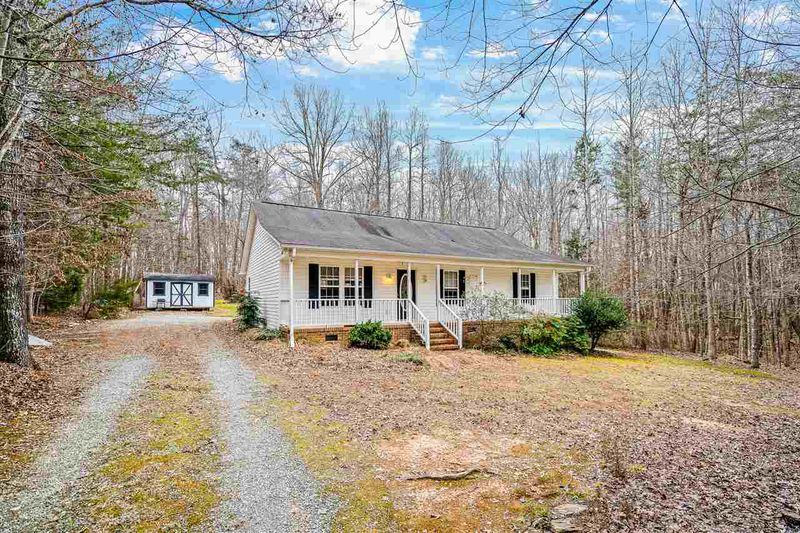 5804 Sam Miller Dr, Mebane, NC 27302