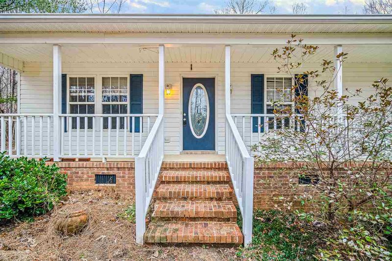 5804 Sam Miller Dr, Mebane, NC 27302
