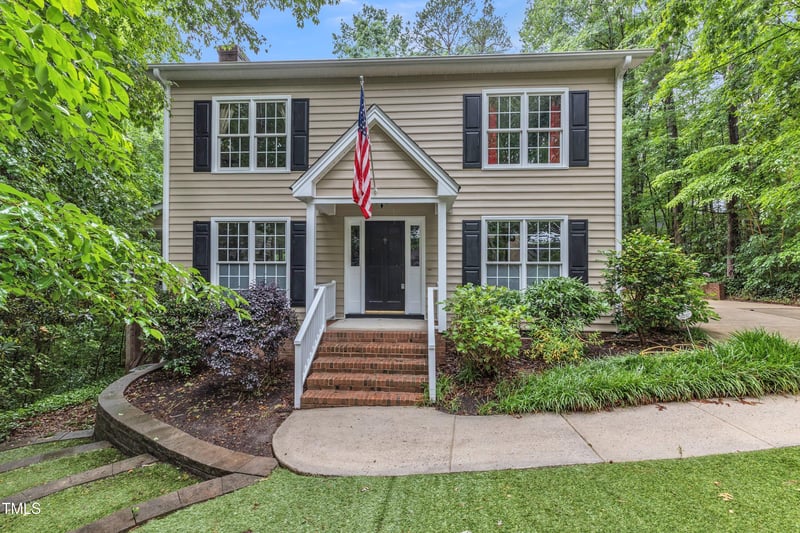 5805 Bayberry Ln, Raleigh, NC 27612