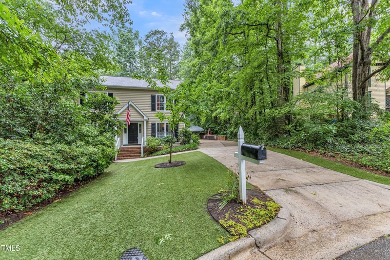 5805 Bayberry Ln, Raleigh, NC 27612