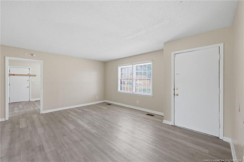5805 Cold Harbor Ct, Fayetteville, NC 28304