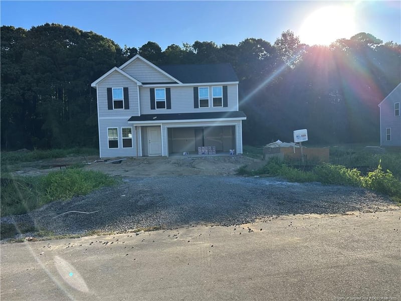 5805 Panther Dr, Hope Mills, NC 28348