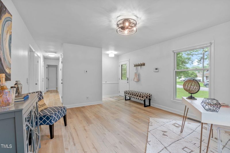 5805 Shamrock Rd, Durham, NC 27713
