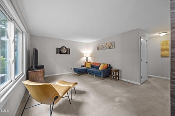 5805 Willowbrook Dr, Raleigh, NC 27609