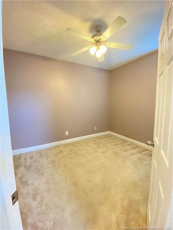5806 Kessinger Ct, Hope Mills, NC 28348