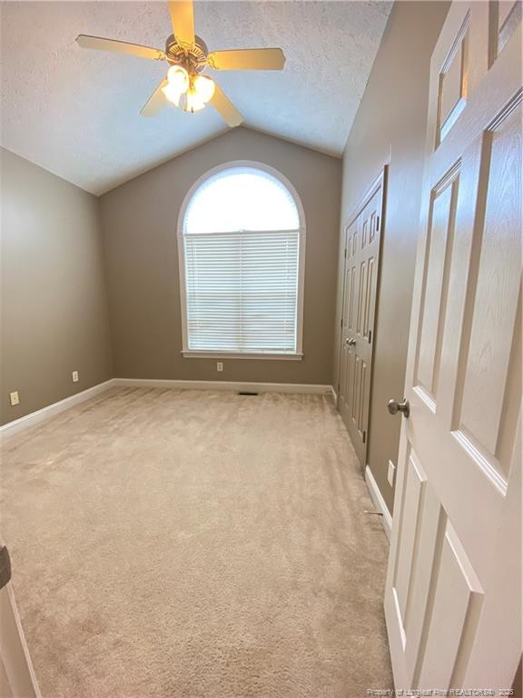 5806 Kessinger Ct, Hope Mills, NC 28348