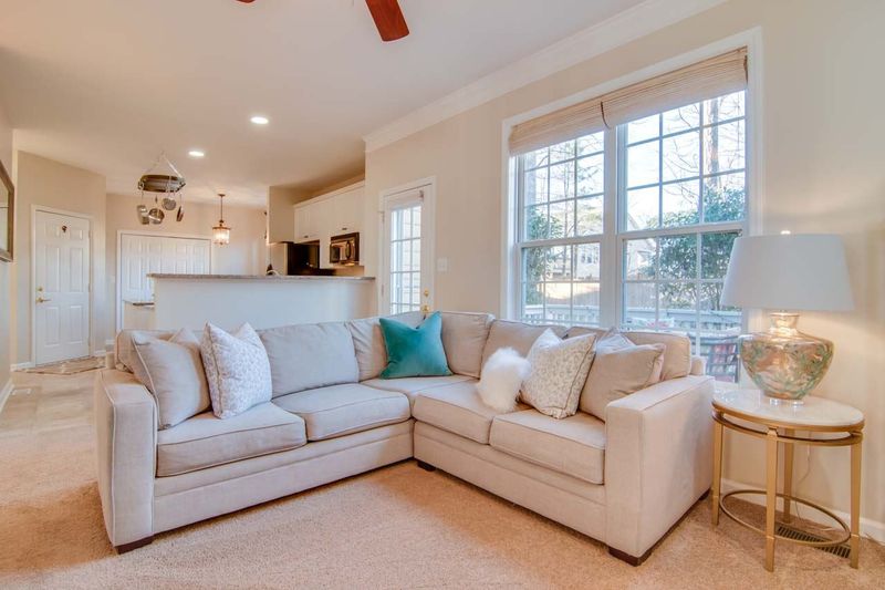 5806 Rustic Wood Ln, Durham, NC 27713