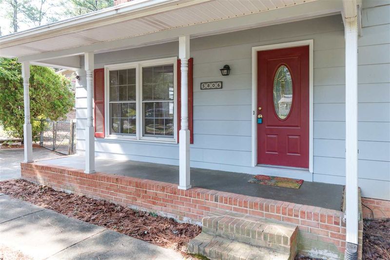 5806 Shamrock Rd, Durham, NC 27713