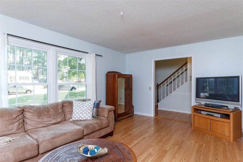 5806 Shamrock Rd, Durham, NC 27713