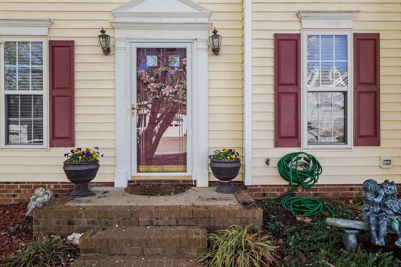 5808 Brookshadow Dr, Raleigh, NC 27610