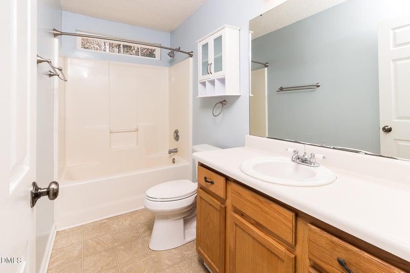 5808 Carretta Ct, Raleigh, NC 27610