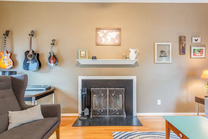 5808 Forest Ridge Dr, Durham, NC 27713